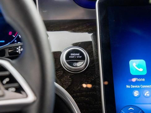 Certified 2025 Mercedes-Benz GLC 300 4MATIC image 19