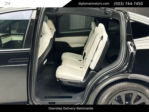 Used 2023 Tesla Model X image 20