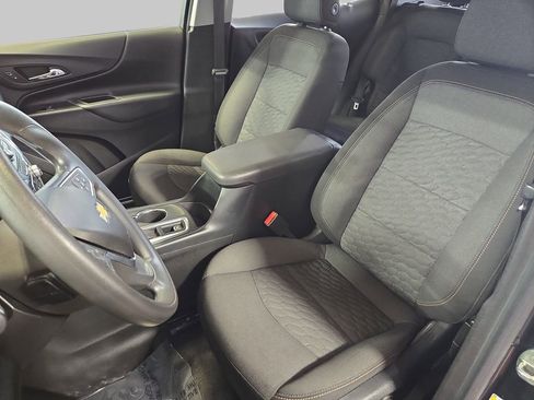 Used 2019 Chevrolet Equinox LT FWD image 17