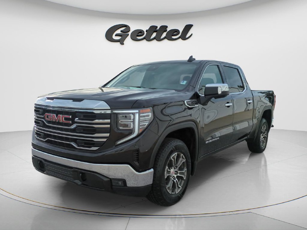 Used 2025 GMC Sierra 1500 SLT AWD/4WD image 1