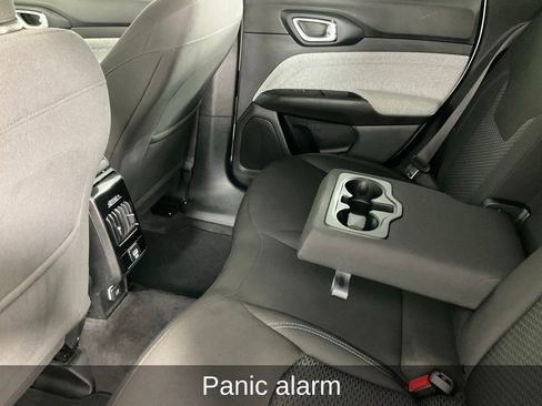 Certified 2023 Jeep Compass Sport image 15