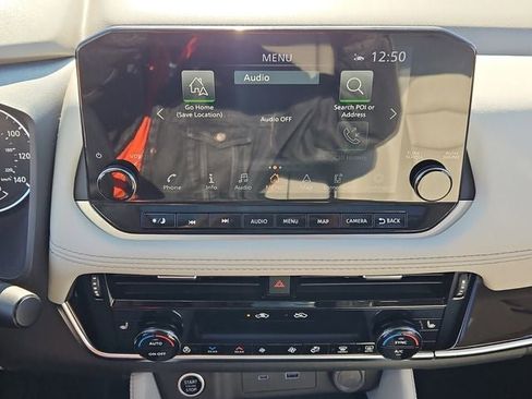 Used 2023 Nissan Rogue SL w/ SL Premium Package image 24