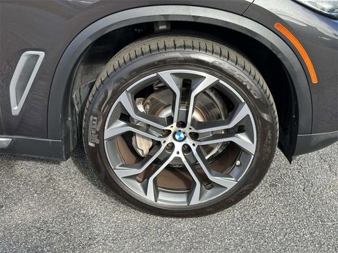 Used 2021 BMW X5 xDrive40i w/ Convenience Package image 25