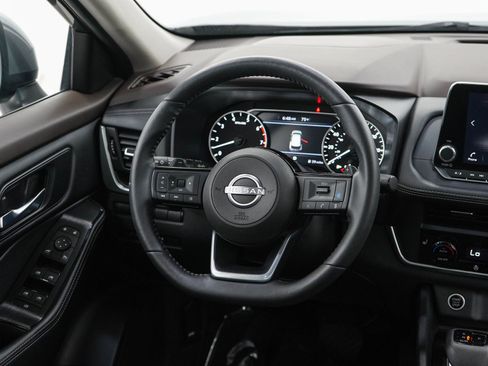 Used 2023 Nissan Rogue SV w/ SV Premium B Package AWD/4WD image 14