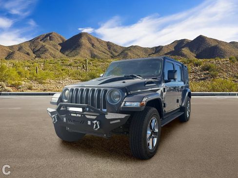 Used 2019 Jeep Wrangler Unlimited Sahara AWD/4WD image 2