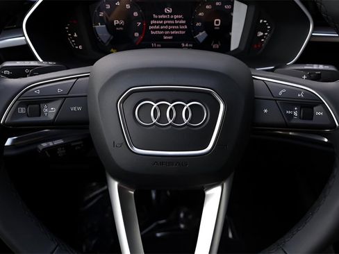 Used 2025 Audi Q3 2.0T Premium w/ Convenience Package image 20