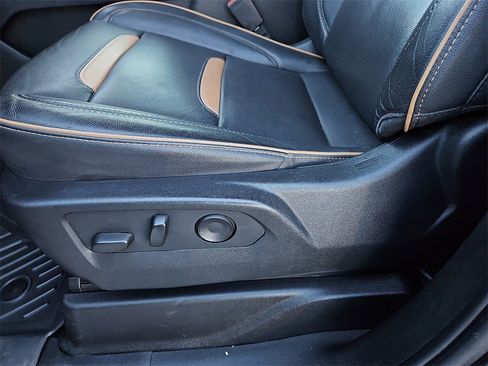 Used 2022 GMC Yukon AT4 w/ Max Trailering Package image 22