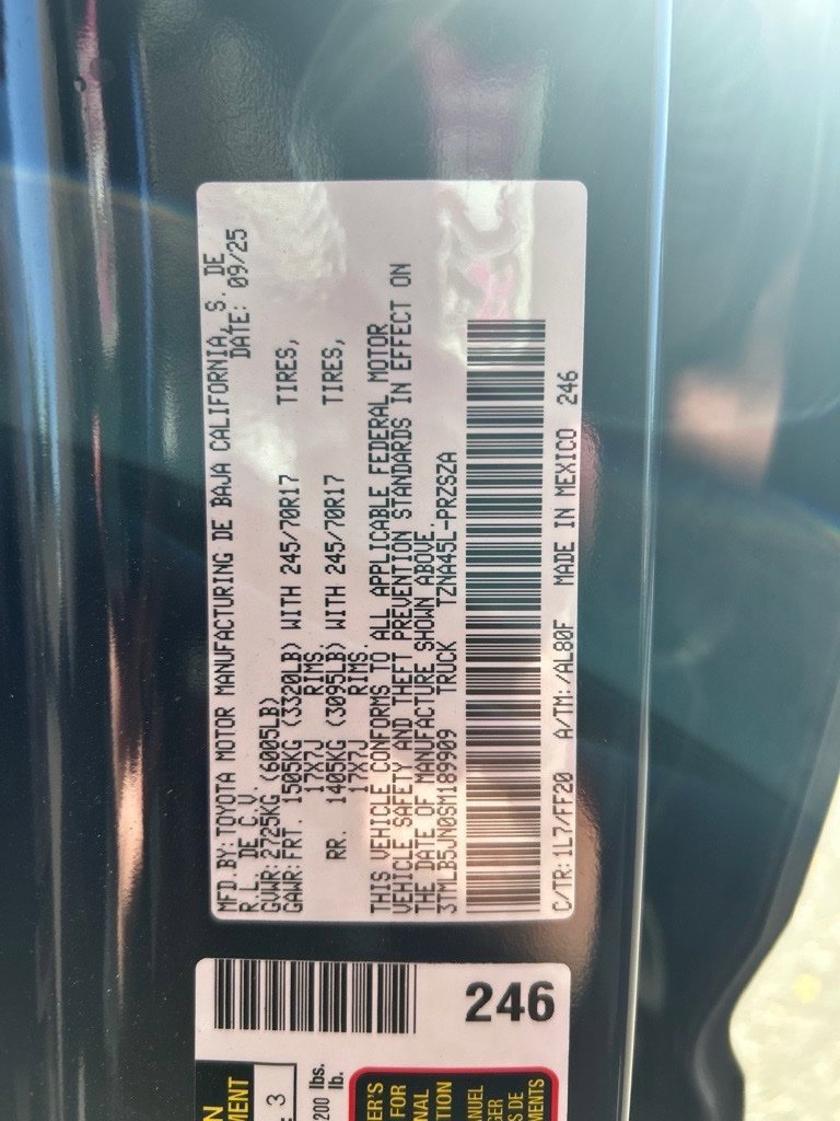 Used 2025 Toyota Tacoma SR5 AWD/4WD image 2