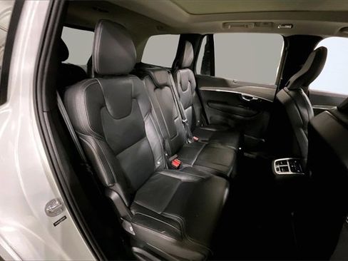 Used 2022 Volvo XC90 T6 Inscription w/ Climate Package image 27