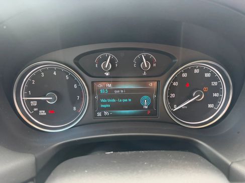Used 2018 Buick Enclave Essence AWD/4WD image 10