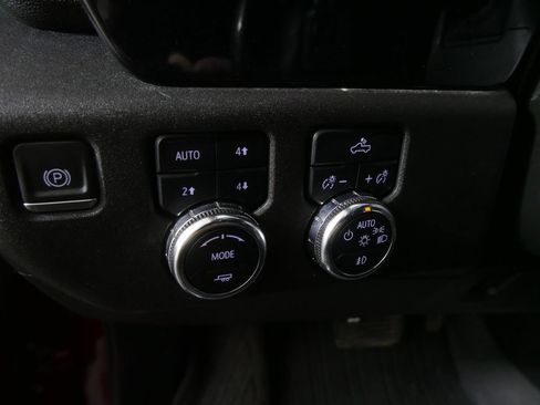 Used 2024 GMC Sierra 1500 Elevation w/ X31 Off-Road Package AWD/4WD image 18