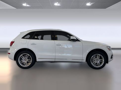 Used 2017 Audi Q5 2.0T Premium Plus w/ Technology Package AWD/4WD image 8