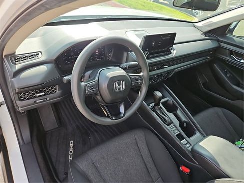 Used 2024 Honda Accord EX image 10