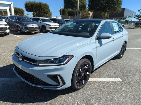 New 2026 Volkswagen Jetta SE image 10