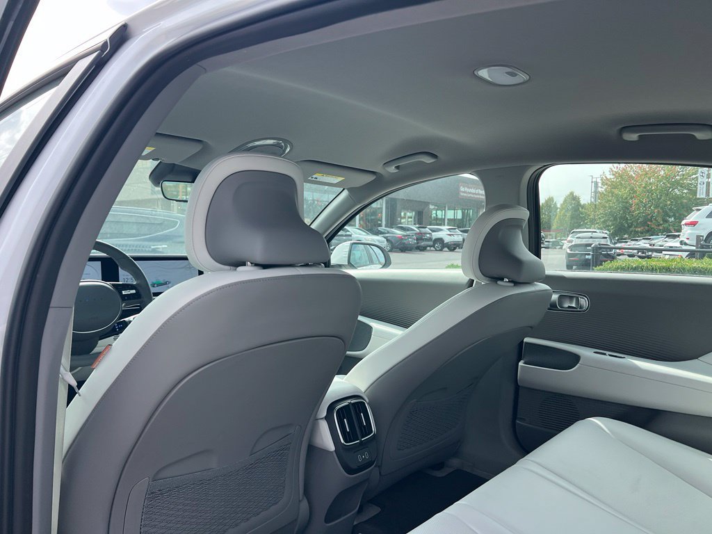New 2025 Hyundai Ioniq 6 SEL AWD/4WD image 13