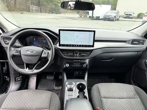 Used 2023 Ford Escape Active w/ Tech Pack #1 image 13