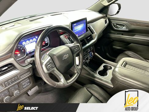 Used 2021 Chevrolet Tahoe Z71 w/ Z71 Off-Road Package image 9
