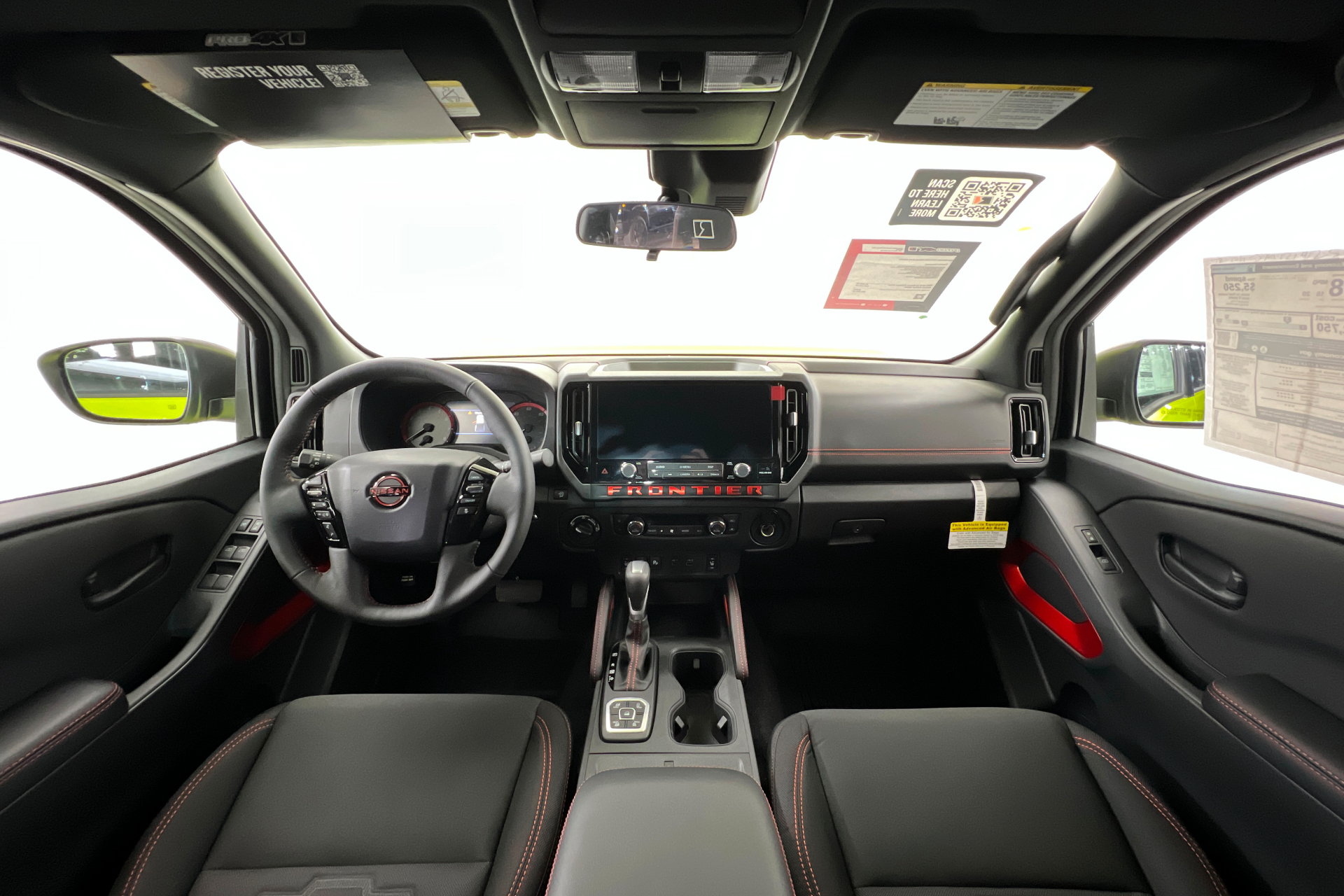 New 2026 Nissan Frontier PRO-4X w/ Pro-4x Convenience Package AWD/4WD image 9