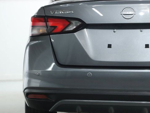 Certified 2025 Nissan Versa SV image 42