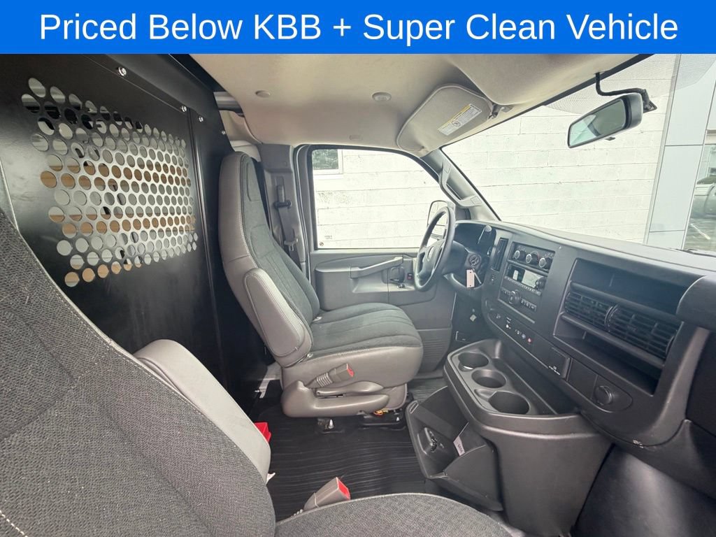 Used 2025 GMC Savana 2500 w/ Driver Convenience Package RWD image 14