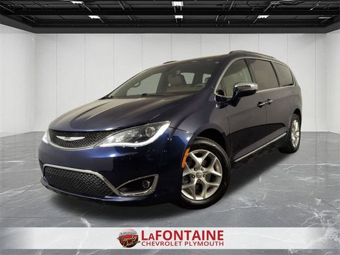 Used 2020 Chrysler Pacifica Limited image 1