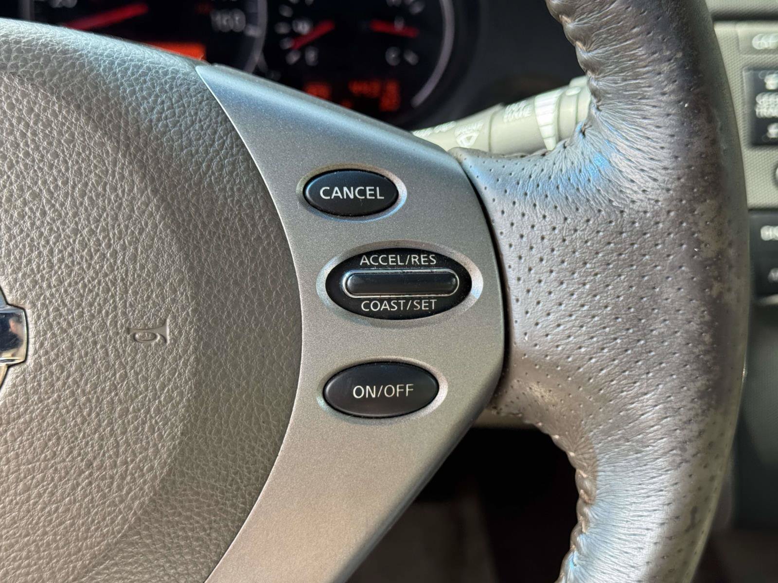 Used 2011 Nissan Altima 2.5 SL w/ 2.5SL Pkg FWD image 20