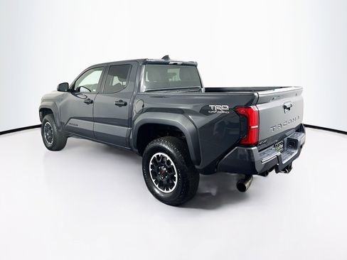 Used 2024 Toyota Tacoma TRD Off-Road image 5