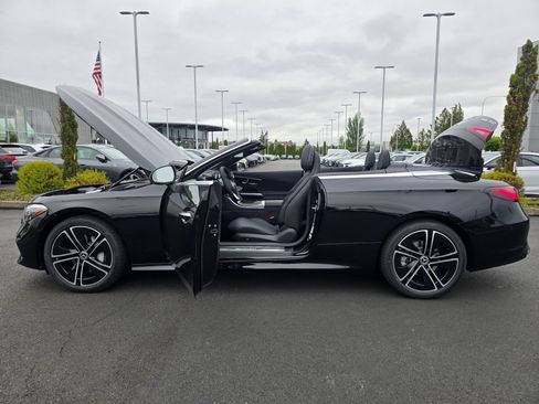 New 2026 Mercedes-Benz CLE 300 4MATIC Cabriolet image 11