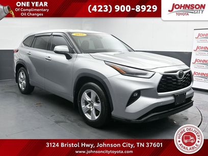 Used 2021 Toyota Highlander LE