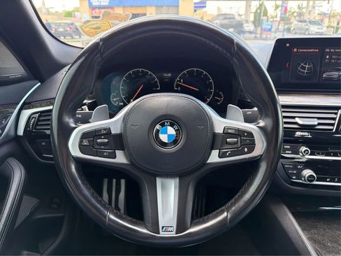 Used 2019 BMW 540i w/ M Sport Package image 17