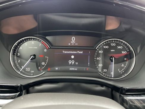 Certified 2025 Cadillac XT6 Premium Luxury image 11