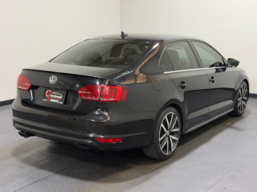 Used 2014 Volkswagen Jetta GLI Autobahn FWD image 5