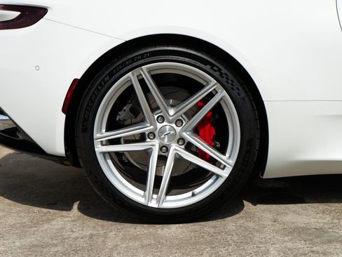 Used 2025 Aston Martin DB12 Convertible RWD image 45