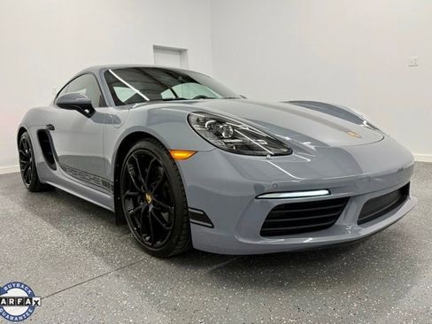 Used 2024 Porsche 718 Cayman image 8