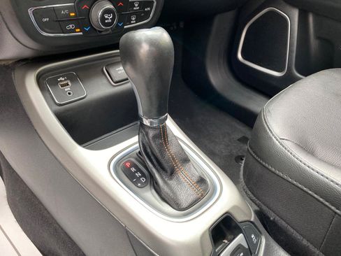 Used 2021 Jeep Compass Latitude FWD image 64