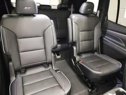 New 2026 Buick Enclave Sport Touring w/ Power Package AWD/4WD image 10