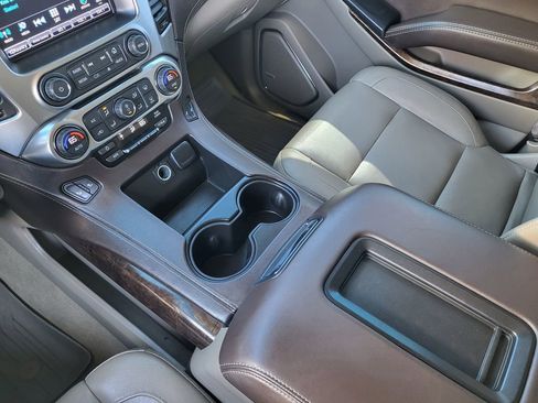 Used 2017 Chevrolet Tahoe LT image 15