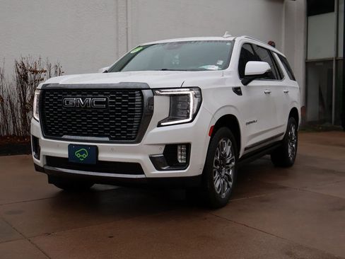 Certified 2024 GMC Yukon Denali Ultimate image 4