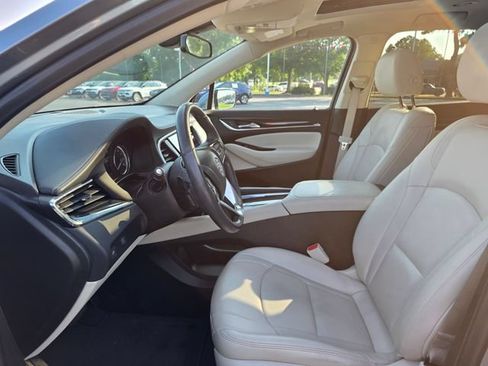 Used 2023 Buick Enclave Essence w/ Experience Buick Package FWD image 19