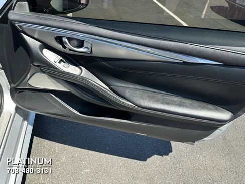 Used 2019 INFINITI Q60 3.0t Luxe w/ Essential Package AWD/4WD image 16