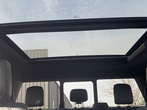 Used 2024 Ford F350 Platinum image 21