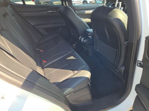 Used 2024 Alfa Romeo Stelvio Sprint RWD image 20