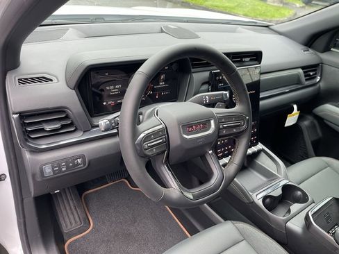 New 2026 GMC Terrain AT4 w/ Convenience Package III image 10