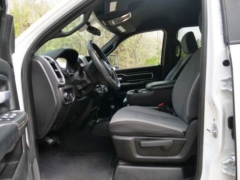 Used 2024 RAM 3500 SLT w/ Quick Order Package 2YG SLT image 19