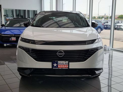 New 2026 Nissan Murano Platinum AWD/4WD image 2