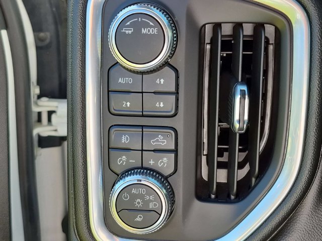 Used 2021 GMC Sierra 1500 Denali w/ Denali Ultimate Package AWD/4WD image 17