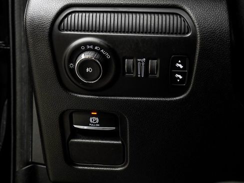 Used 2024 Jeep Wagoneer L Series II w/ Flexible Seating Group image 43