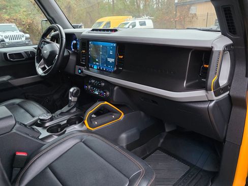 Used 2021 Ford Bronco Badlands image 33