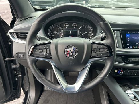 Used 2023 Buick Enclave Essence AWD/4WD image 23