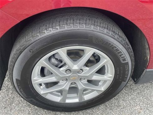 Used 2023 Chevrolet Equinox LT w/ LPO, Floor Liner Package image 11